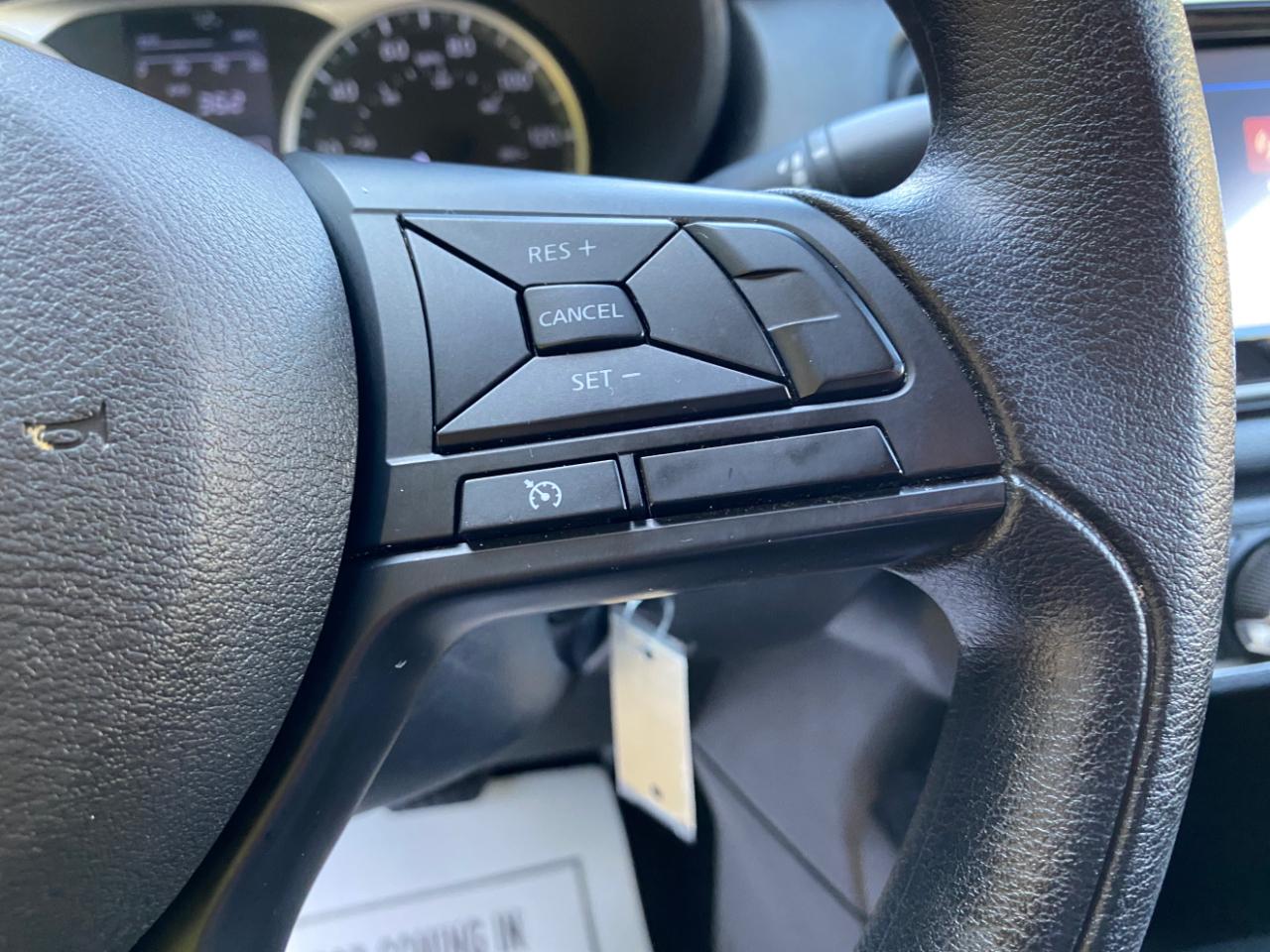 Nissan Versa S CVT 2024