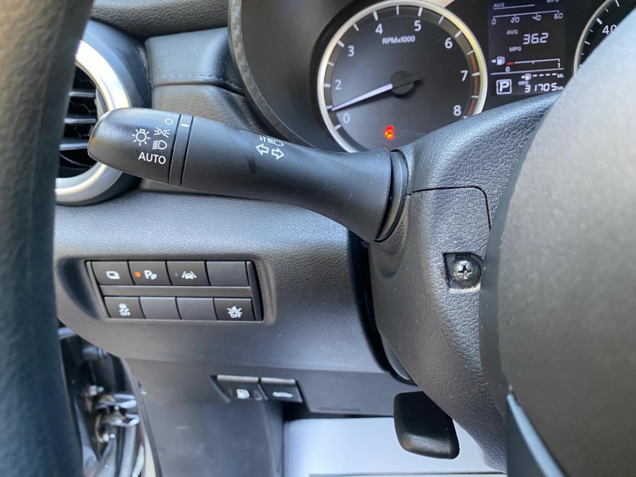 Nissan Versa S CVT 2024