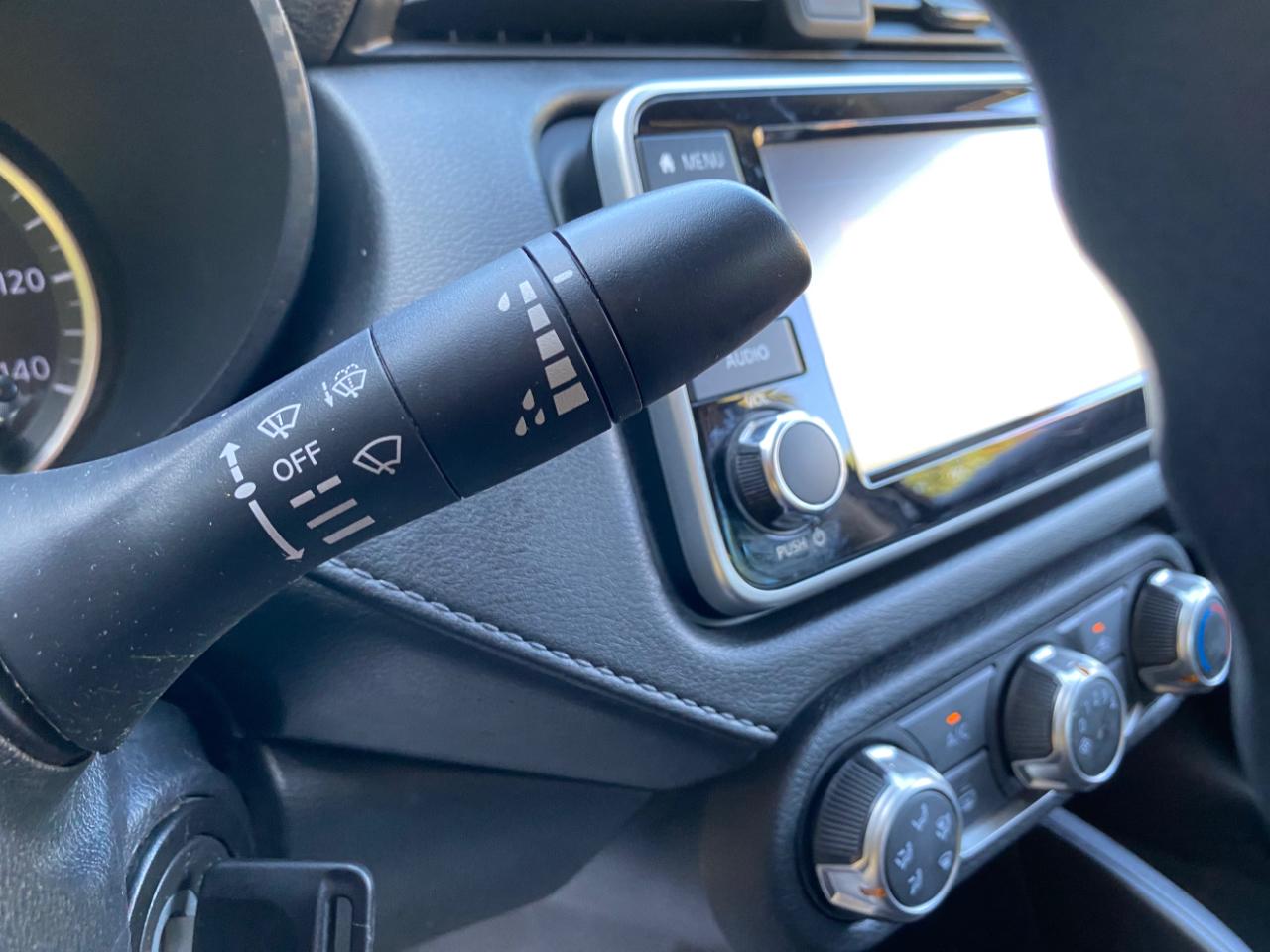 Nissan Versa S CVT 2024