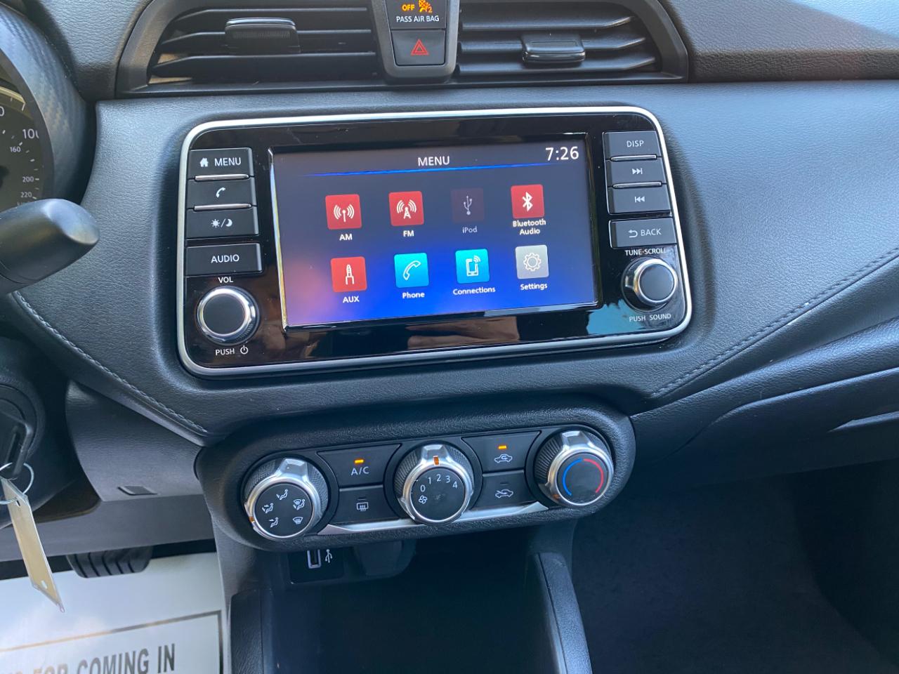 Nissan Versa S CVT 2024