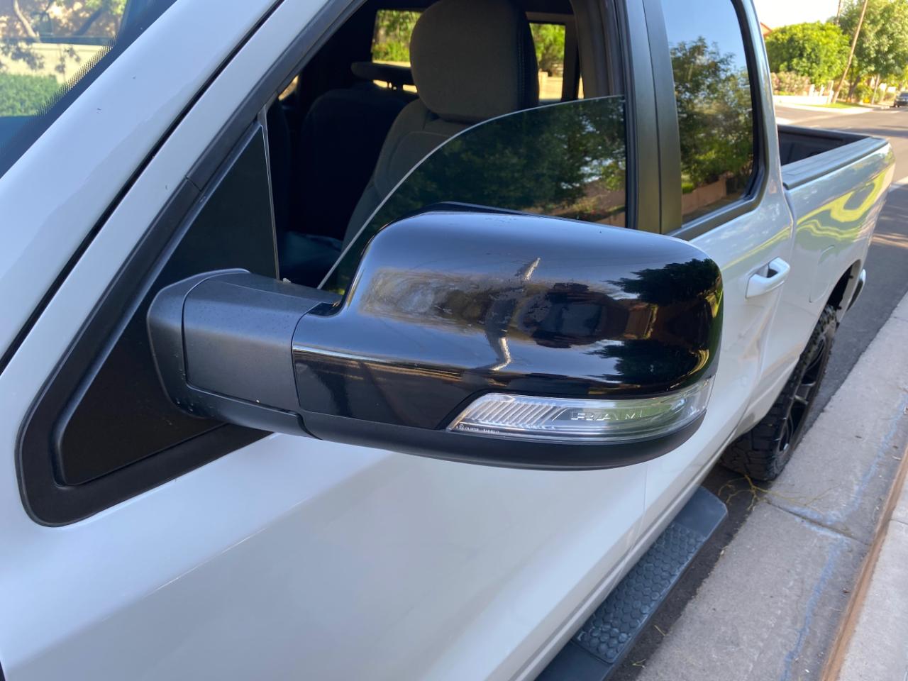 RAM 1500 Big Horn 4x2 Quad Cab 6'4" Box 2022