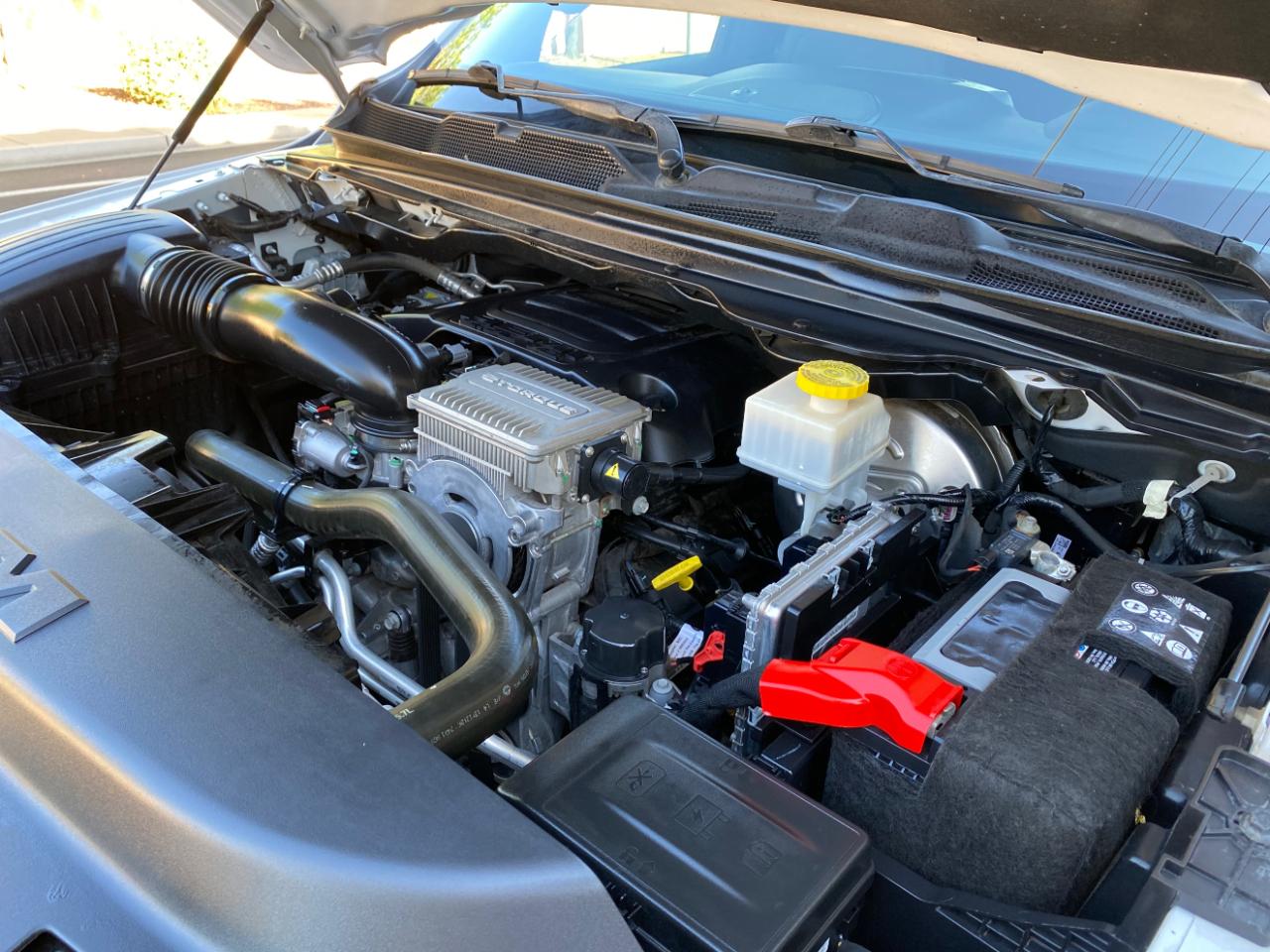 RAM 1500 Big Horn 4x2 Quad Cab 6'4" Box 2022