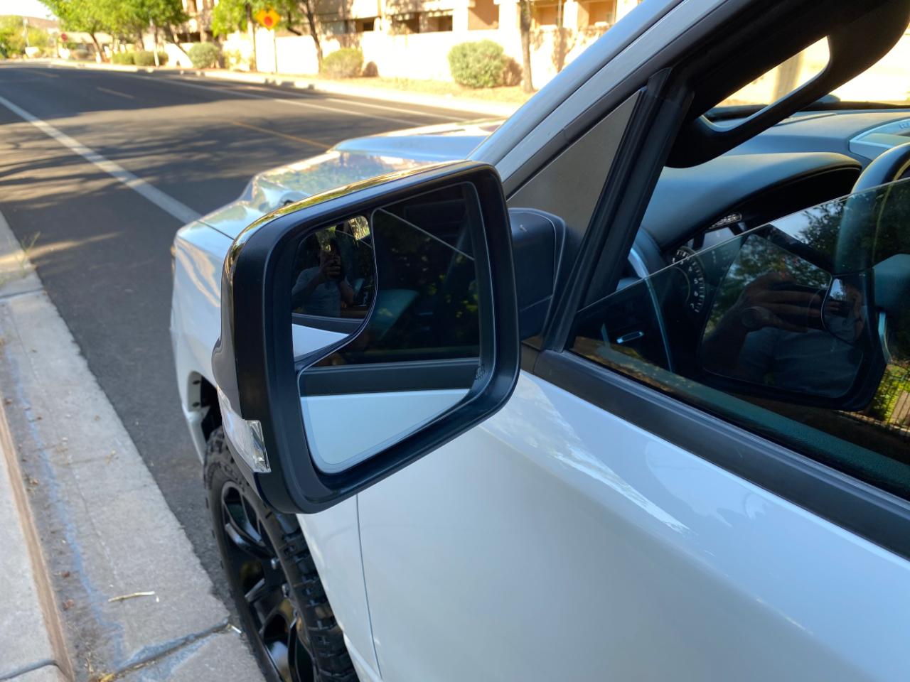 RAM 1500 Big Horn 4x2 Quad Cab 6'4" Box 2022