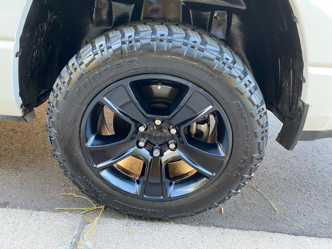 RAM 1500 Big Horn 4x2 Quad Cab 6'4" Box 2022