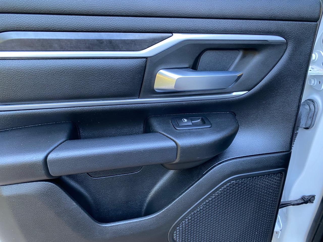 RAM 1500 Big Horn 4x2 Quad Cab 6'4" Box 2022