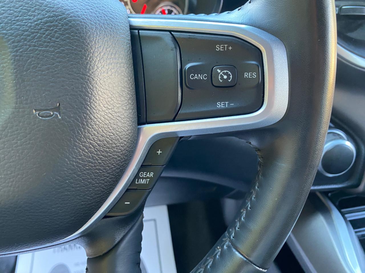 RAM 1500 Big Horn 4x2 Quad Cab 6'4" Box 2022