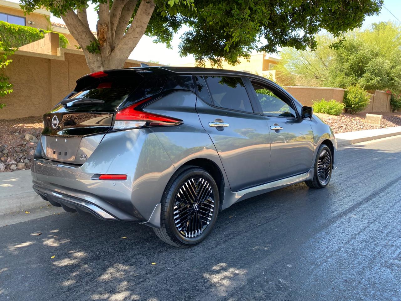 Nissan Leaf SV PLUS Hatchback 2025