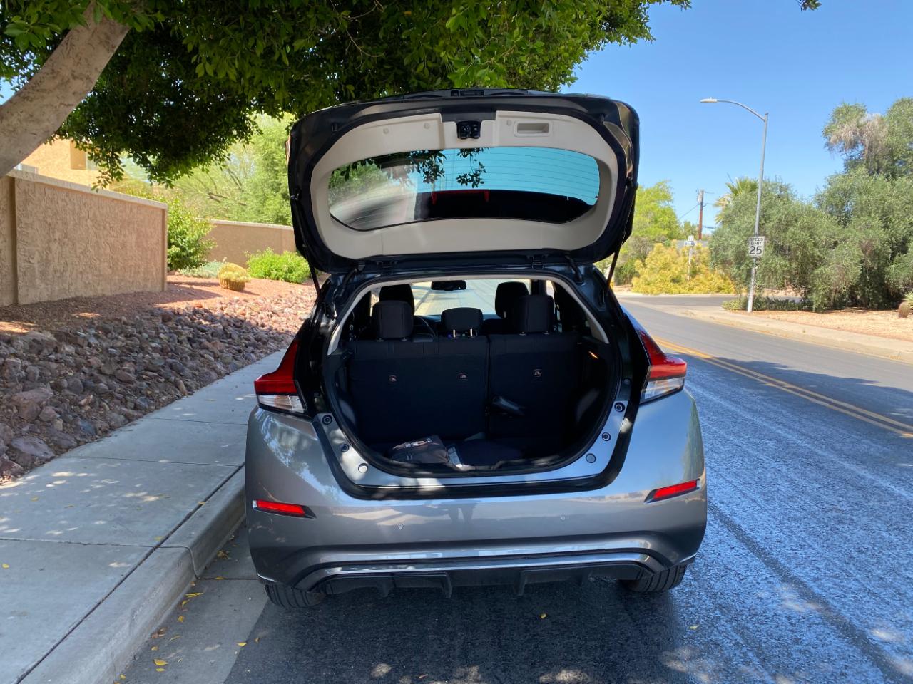 Nissan Leaf SV PLUS Hatchback 2025