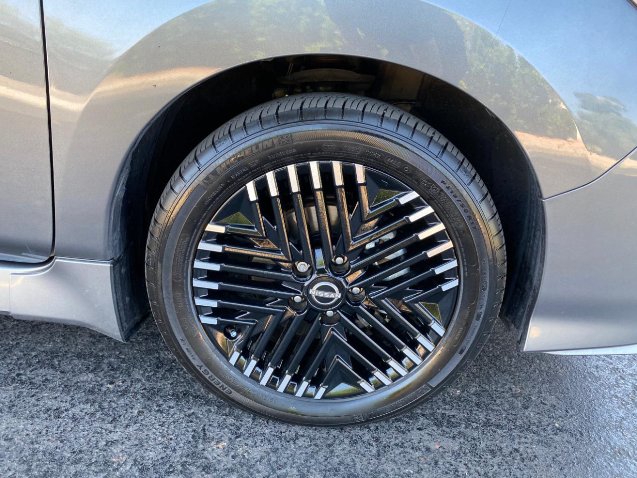 Nissan Leaf SV PLUS Hatchback 2025