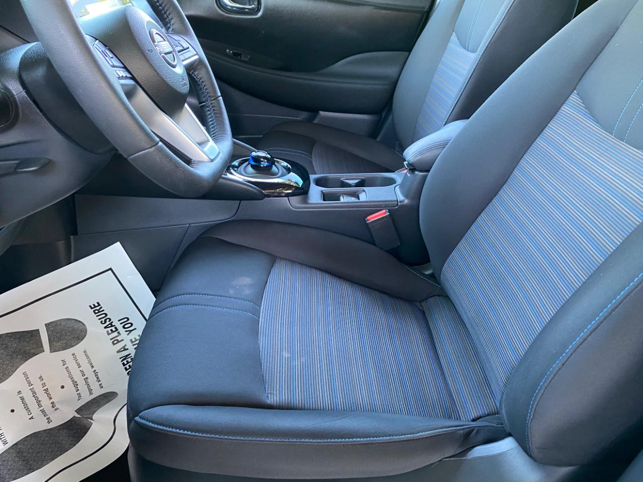 Nissan Leaf SV PLUS Hatchback 2025