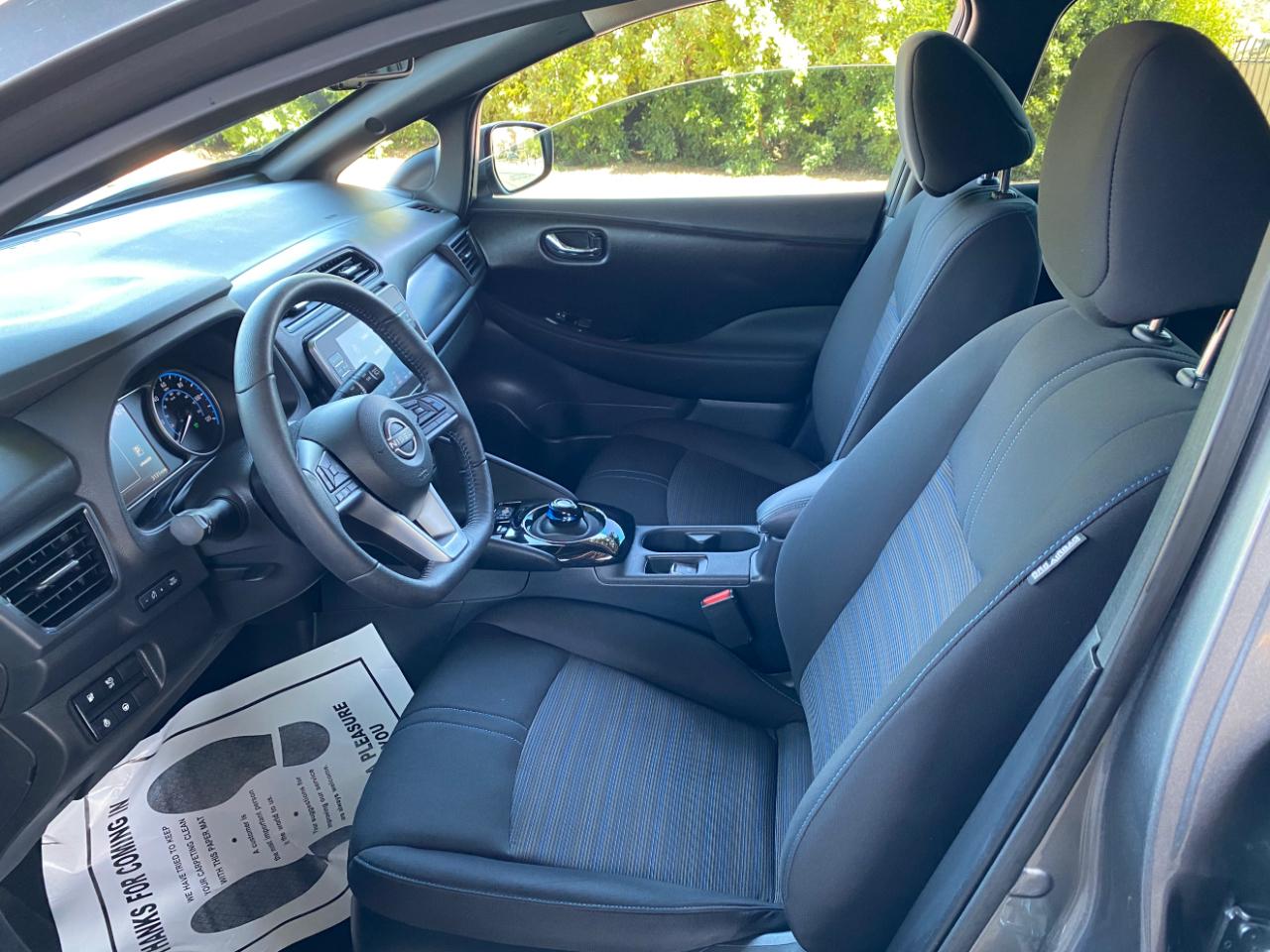 Nissan Leaf SV PLUS Hatchback 2025