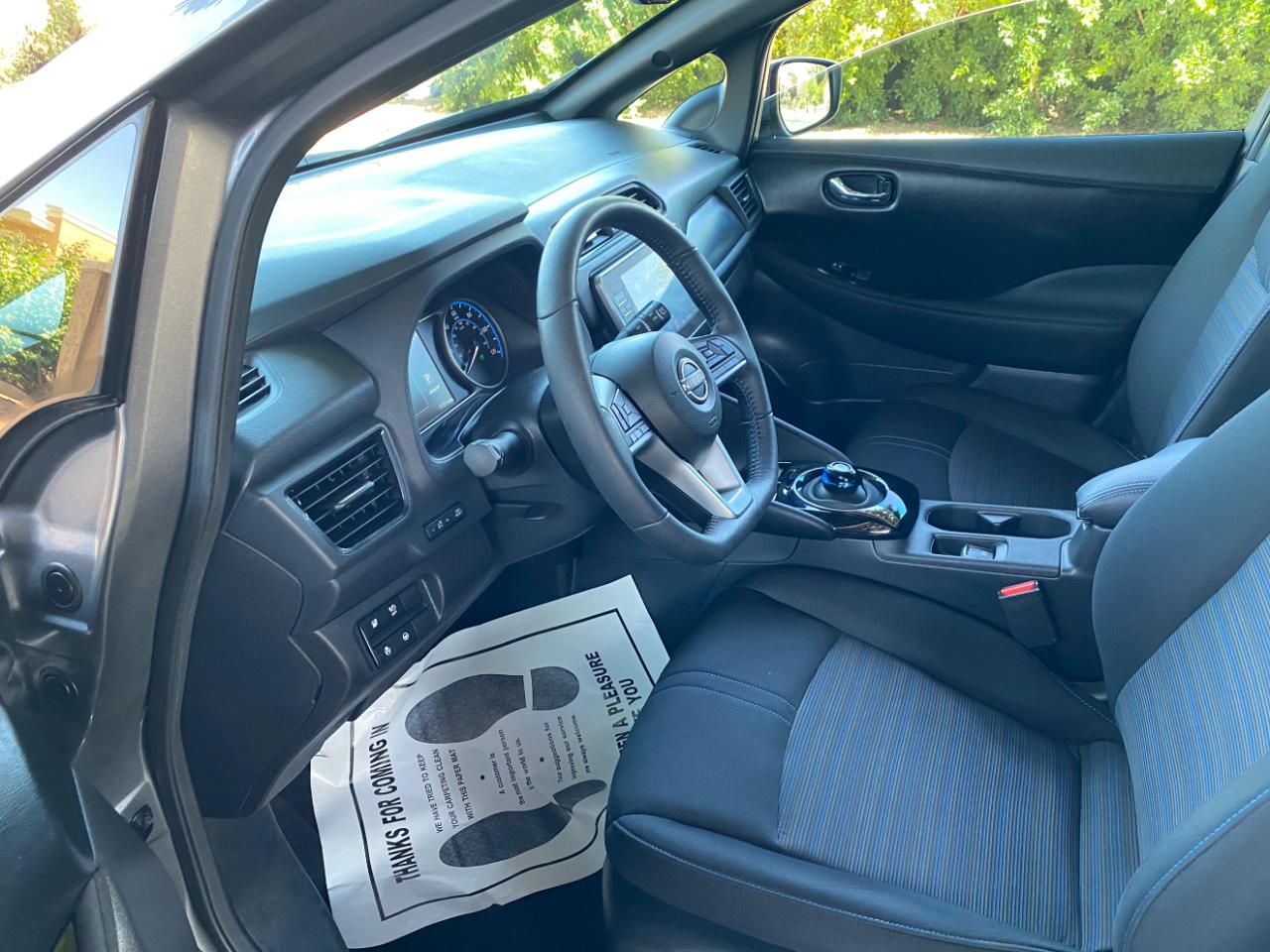 Nissan Leaf SV PLUS Hatchback 2025