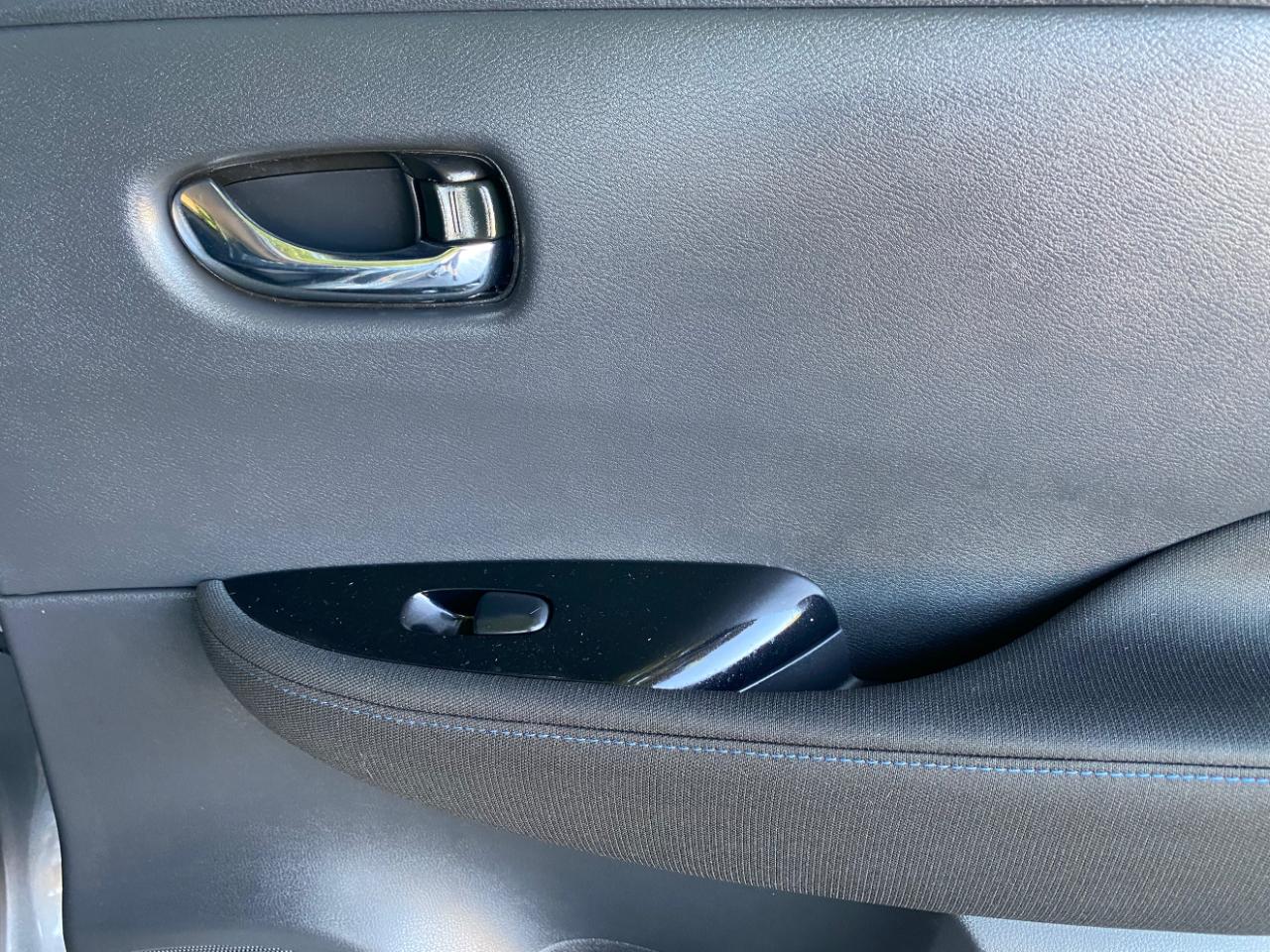 Nissan Leaf SV PLUS Hatchback 2025