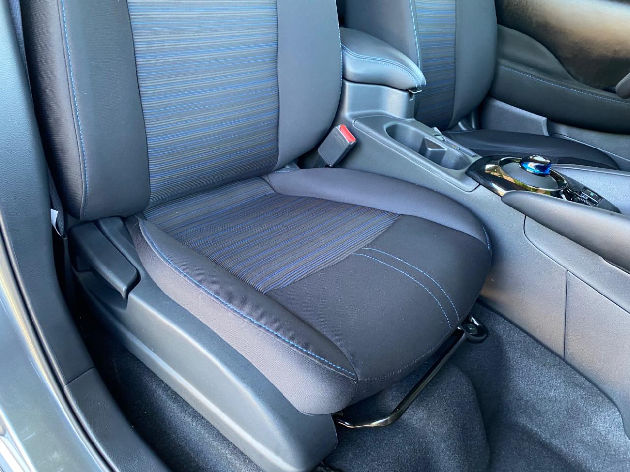 Nissan Leaf SV PLUS Hatchback 2025