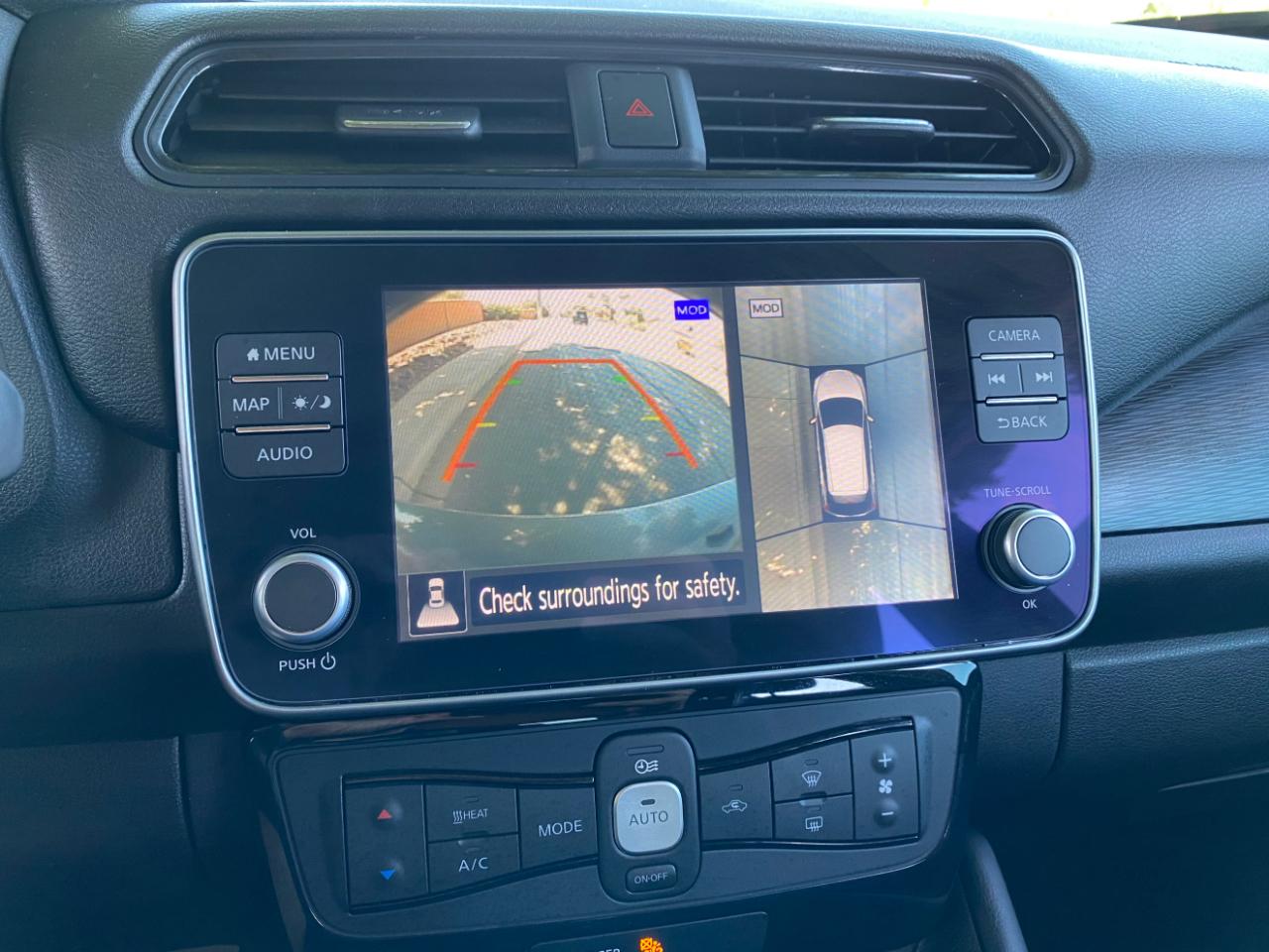 Nissan Leaf SV PLUS Hatchback 2025