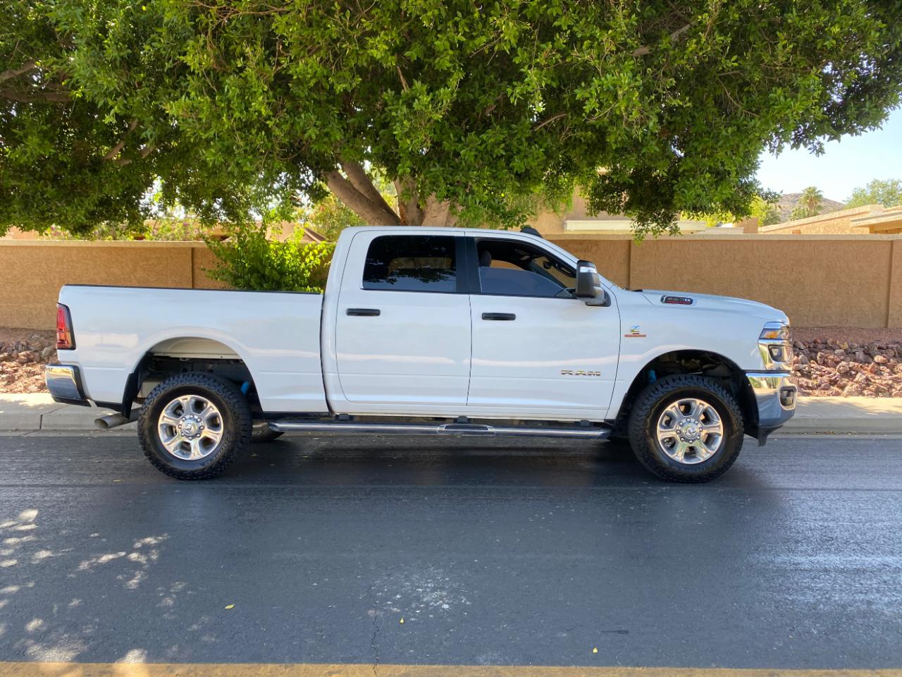 RAM 2500 Big Horn 4x4 Crew Cab 6'4" Box 2025