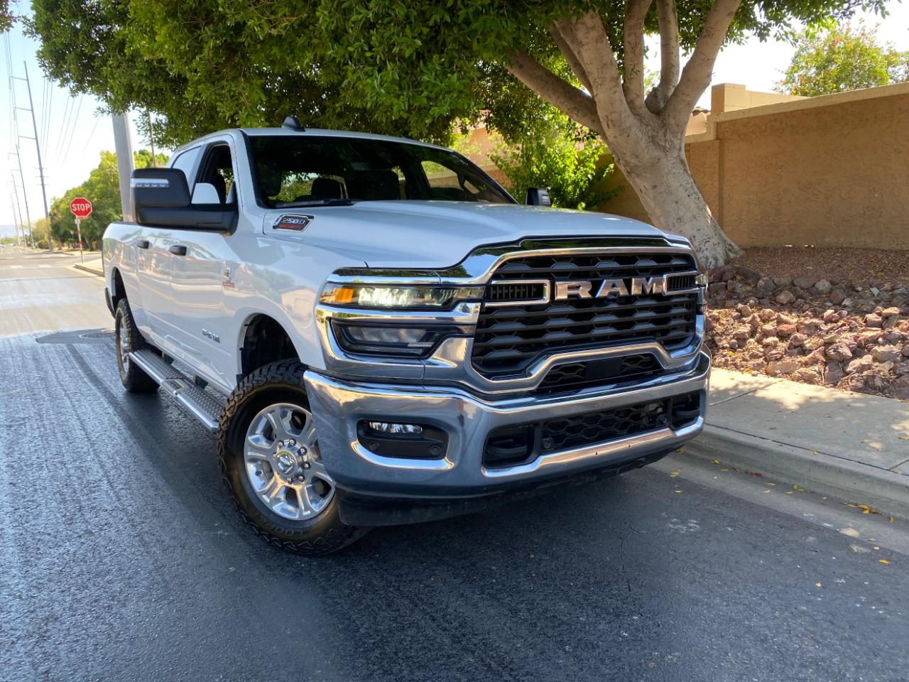 RAM 2500 Big Horn 4x4 Crew Cab 6'4" Box 2025