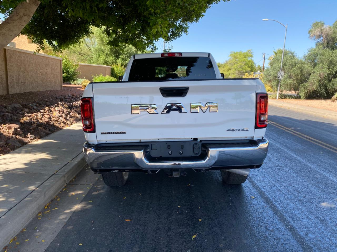 RAM 2500 Big Horn 4x4 Crew Cab 6'4" Box 2025