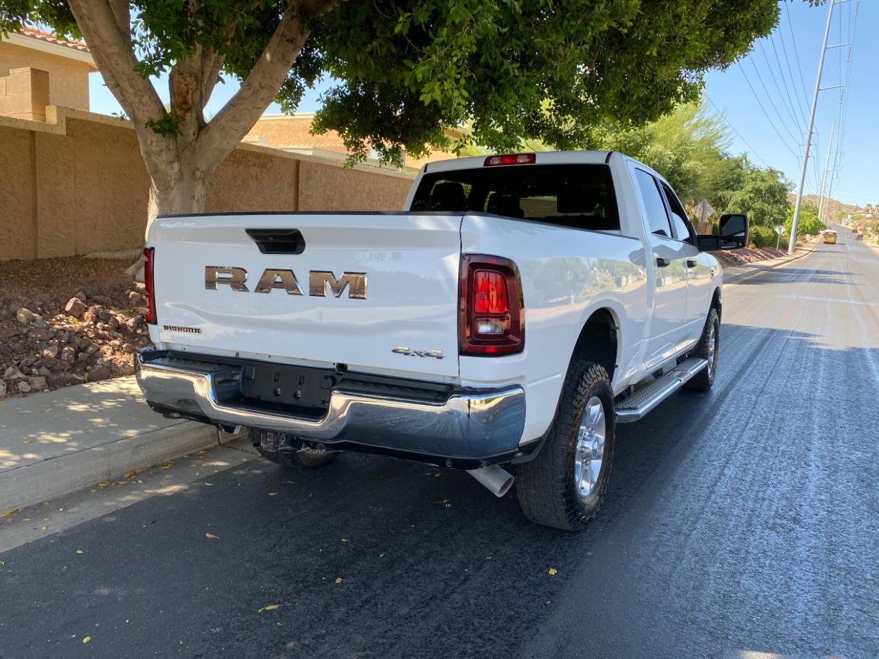 RAM 2500 Big Horn 4x4 Crew Cab 6'4" Box 2025