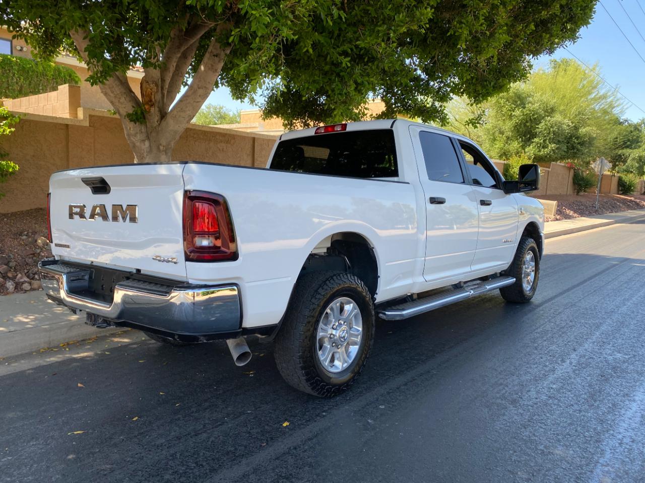 RAM 2500 Big Horn 4x4 Crew Cab 6'4" Box 2025