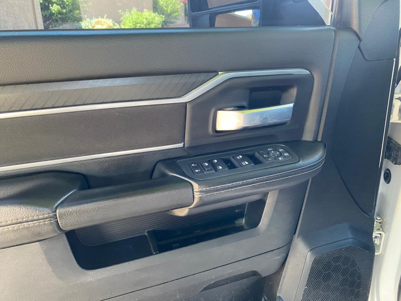 RAM 2500 Big Horn 4x4 Crew Cab 6'4" Box 2025