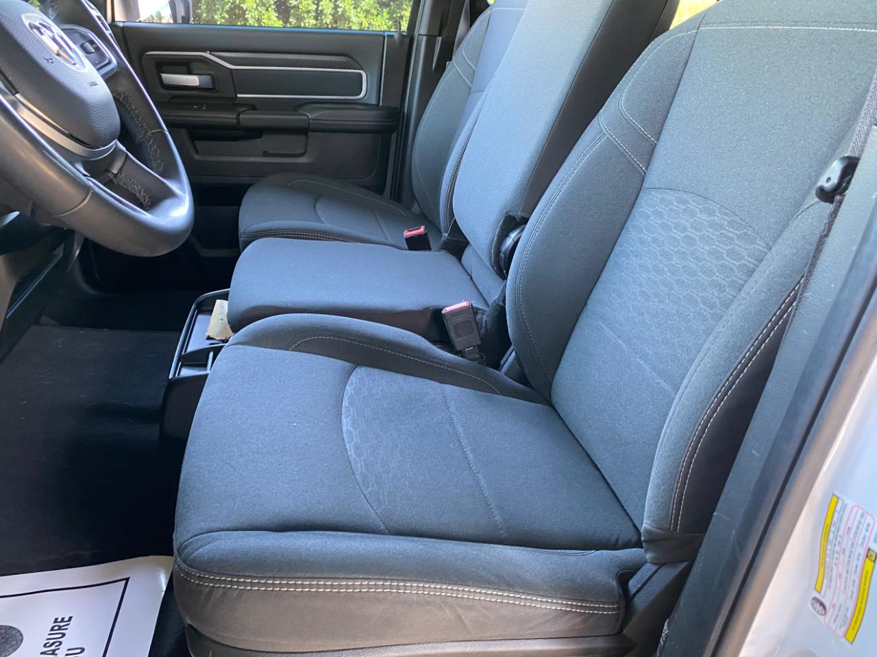 RAM 2500 Big Horn 4x4 Crew Cab 6'4" Box 2025