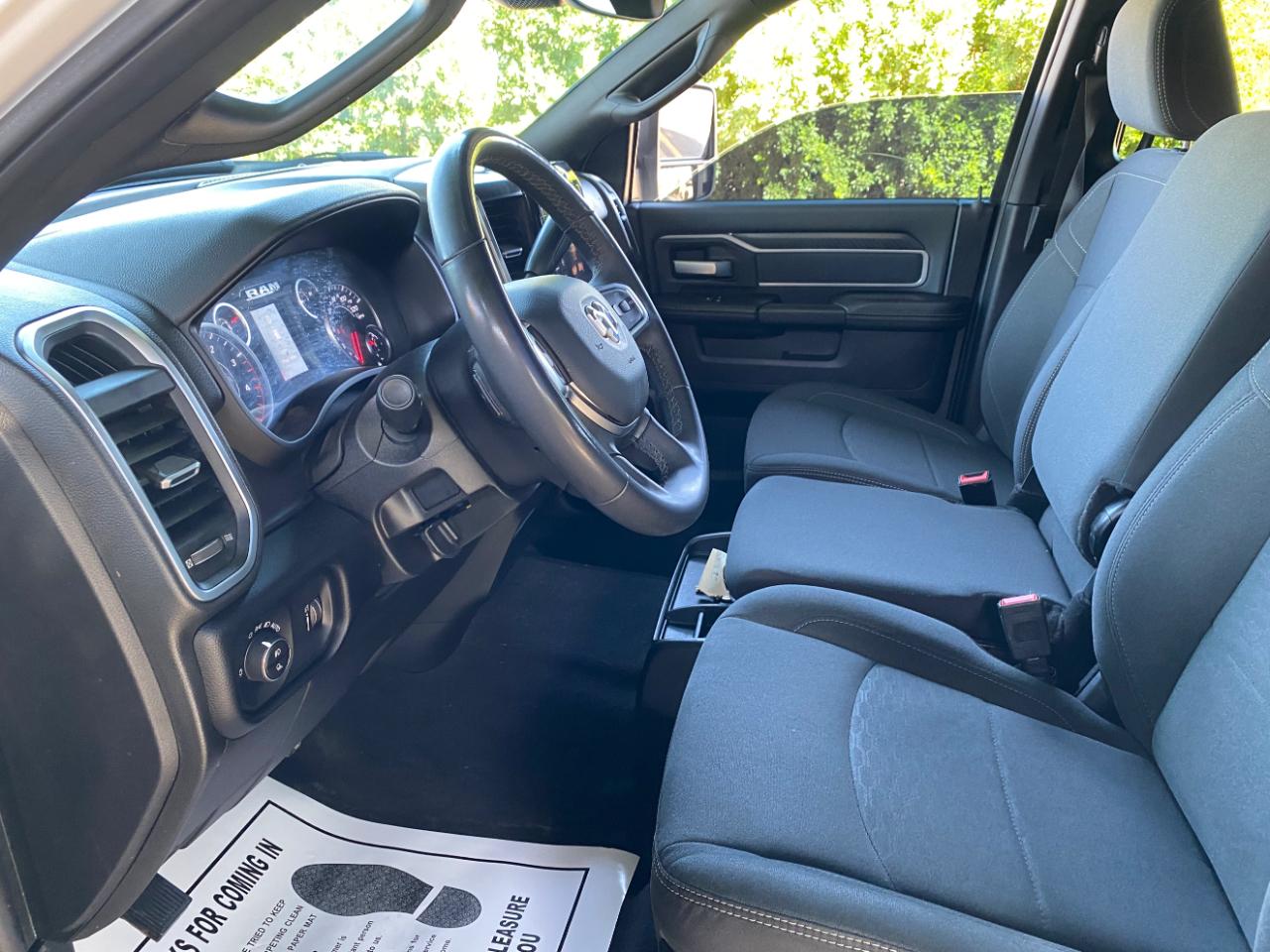 RAM 2500 Big Horn 4x4 Crew Cab 6'4" Box 2025