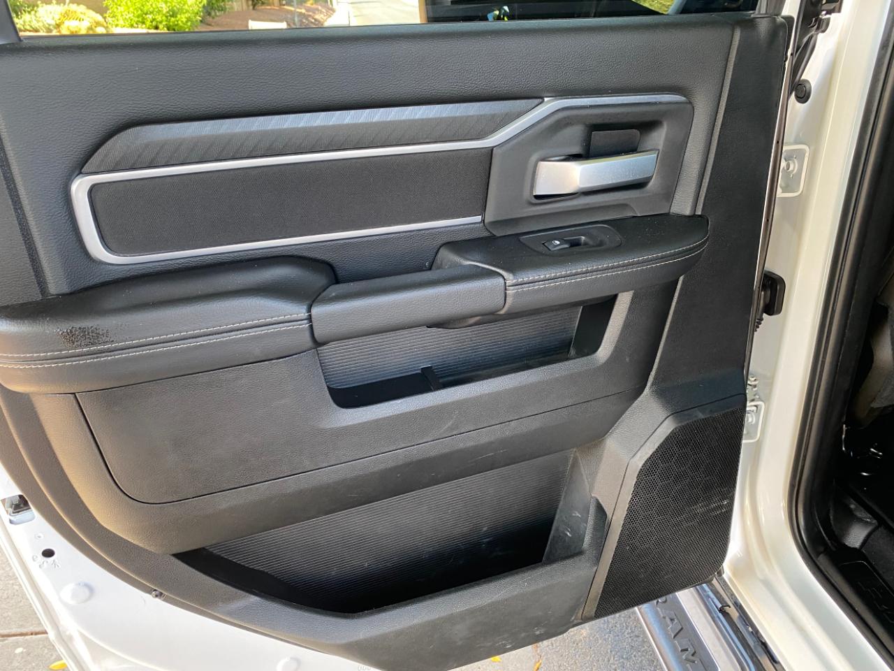 RAM 2500 Big Horn 4x4 Crew Cab 6'4" Box 2025