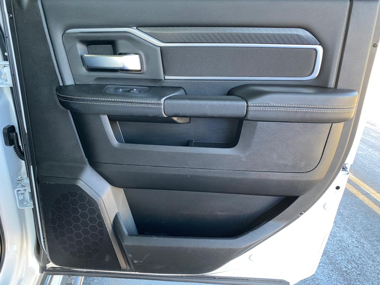 RAM 2500 Big Horn 4x4 Crew Cab 6'4" Box 2025