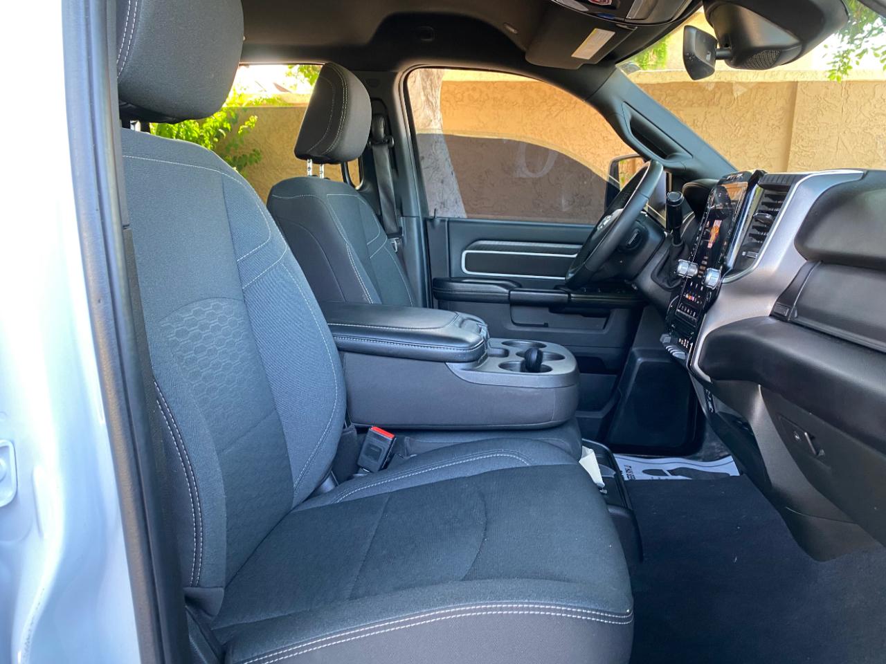 RAM 2500 Big Horn 4x4 Crew Cab 6'4" Box 2025