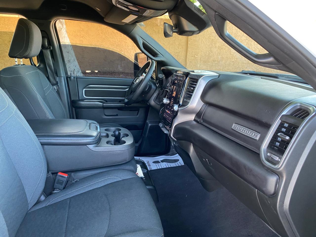 RAM 2500 Big Horn 4x4 Crew Cab 6'4" Box 2025