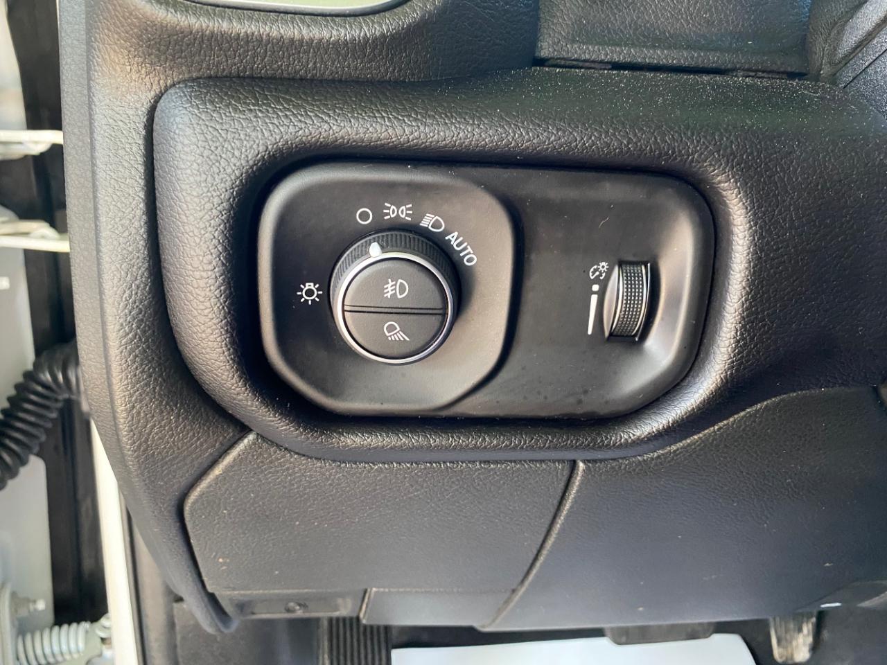 RAM 2500 Big Horn 4x4 Crew Cab 6'4" Box 2025