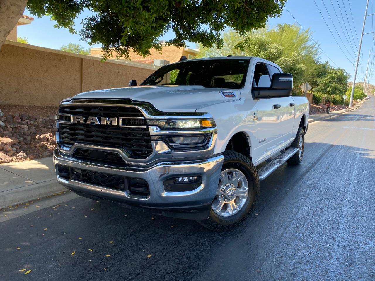 RAM 2500 Big Horn 4x4 Crew Cab 6'4" Box 2025