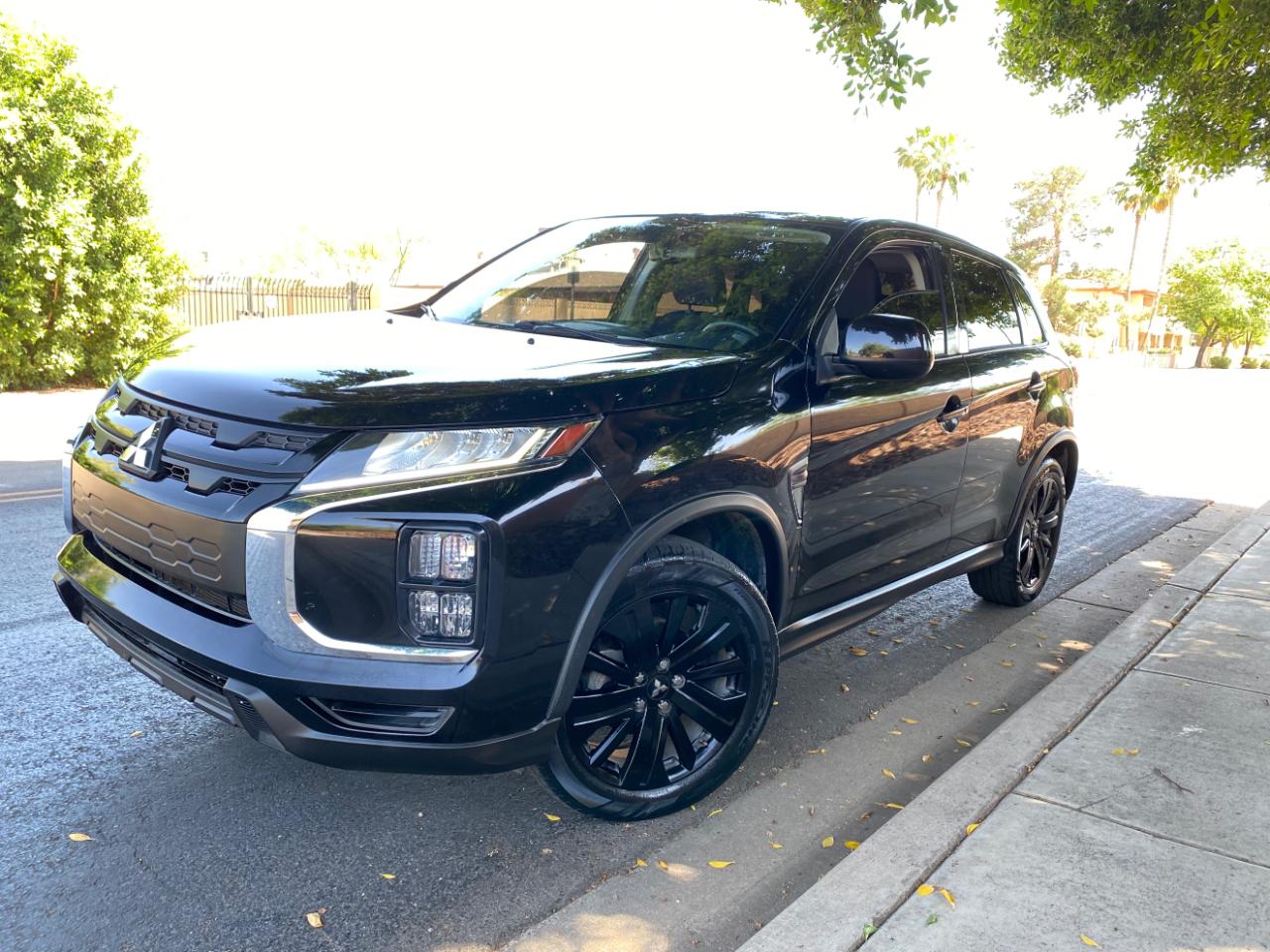 Mitsubishi Outlander Sport  2023