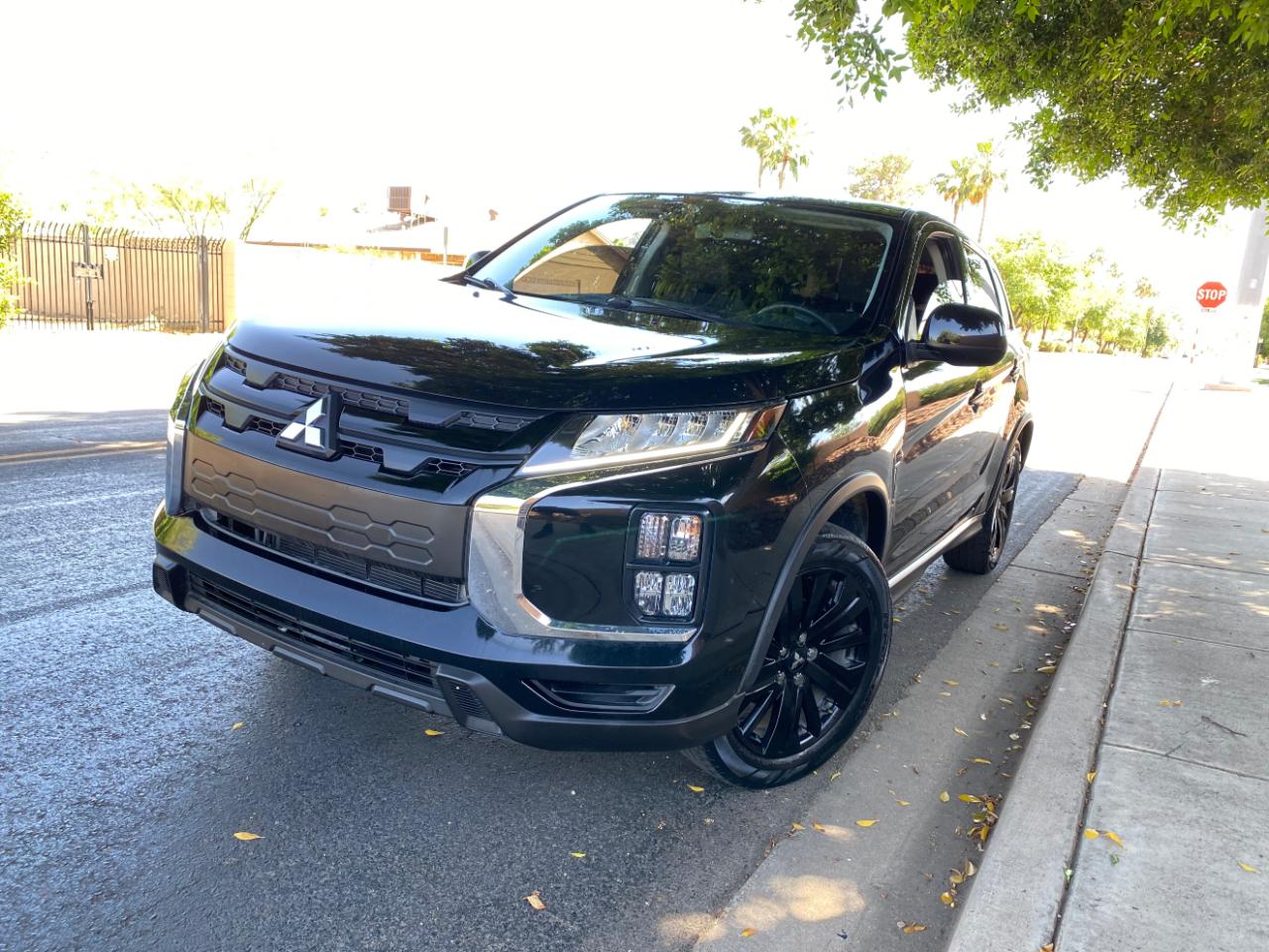 Mitsubishi Outlander Sport  2023