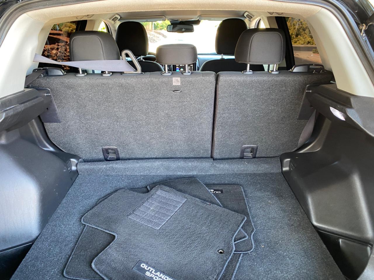 Mitsubishi Outlander Sport  2023