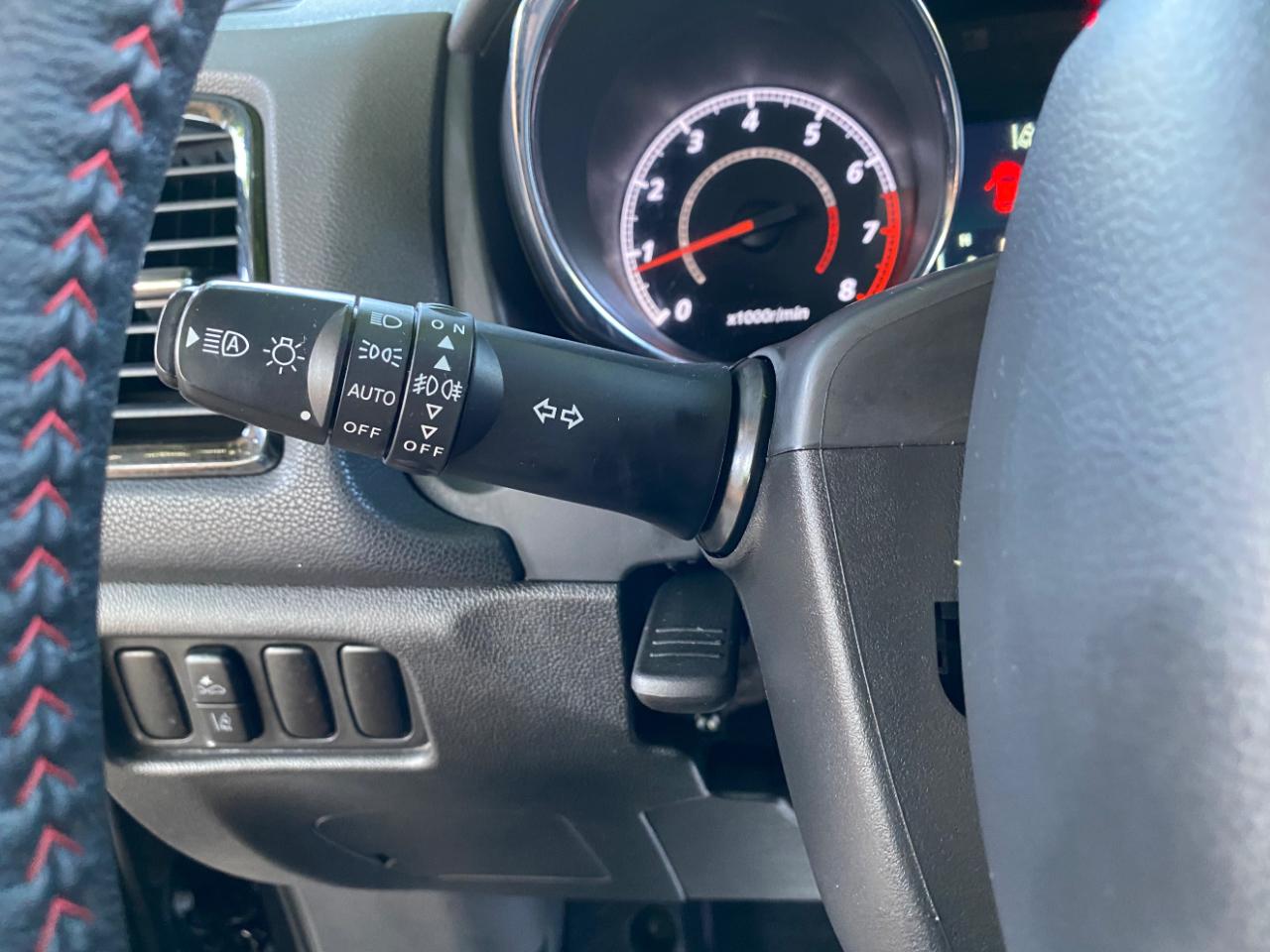 Mitsubishi Outlander Sport  2023