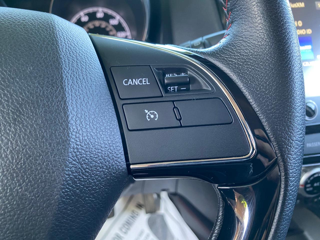 Mitsubishi Outlander Sport  2023