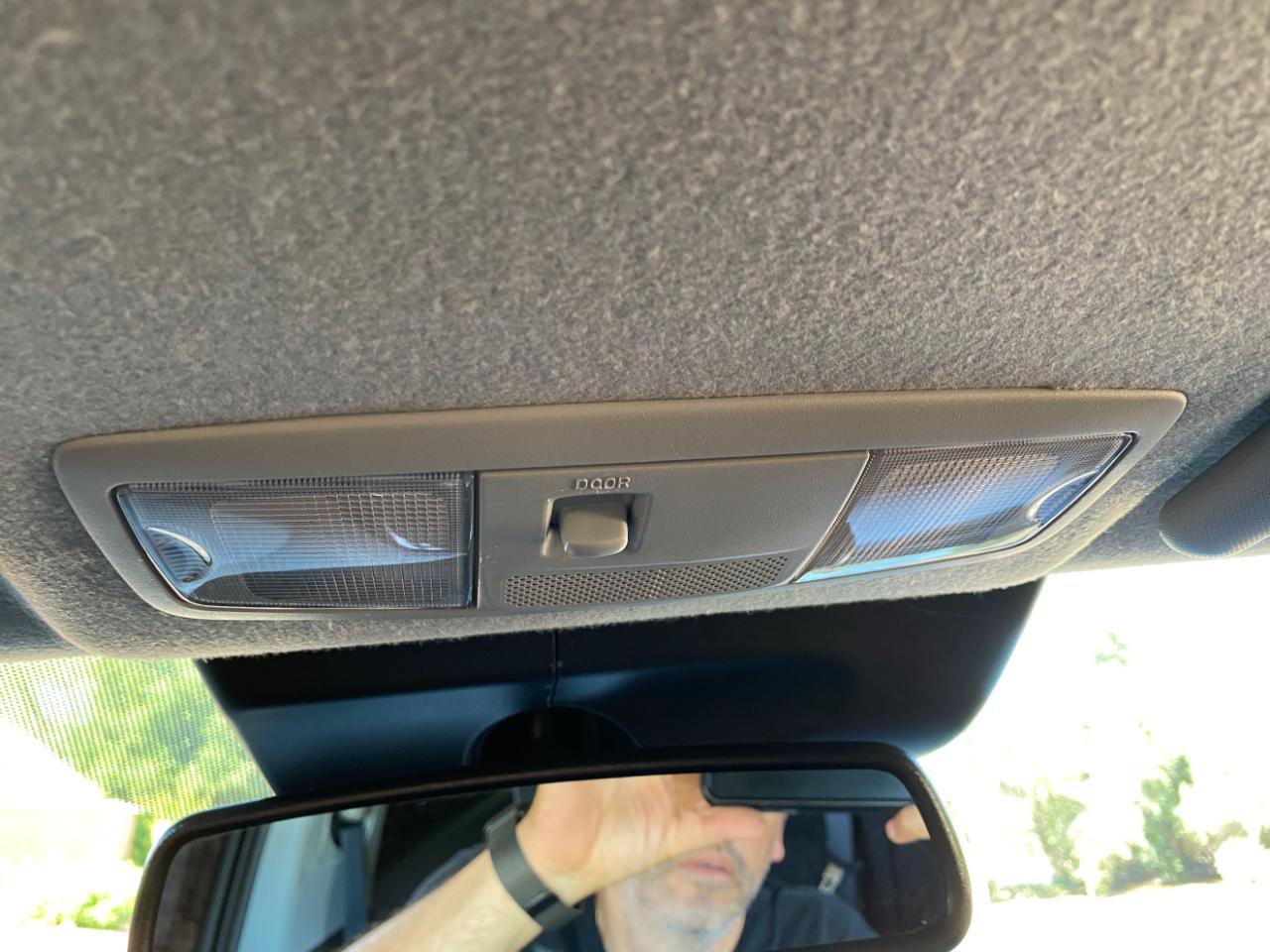 Mitsubishi Outlander Sport  2023