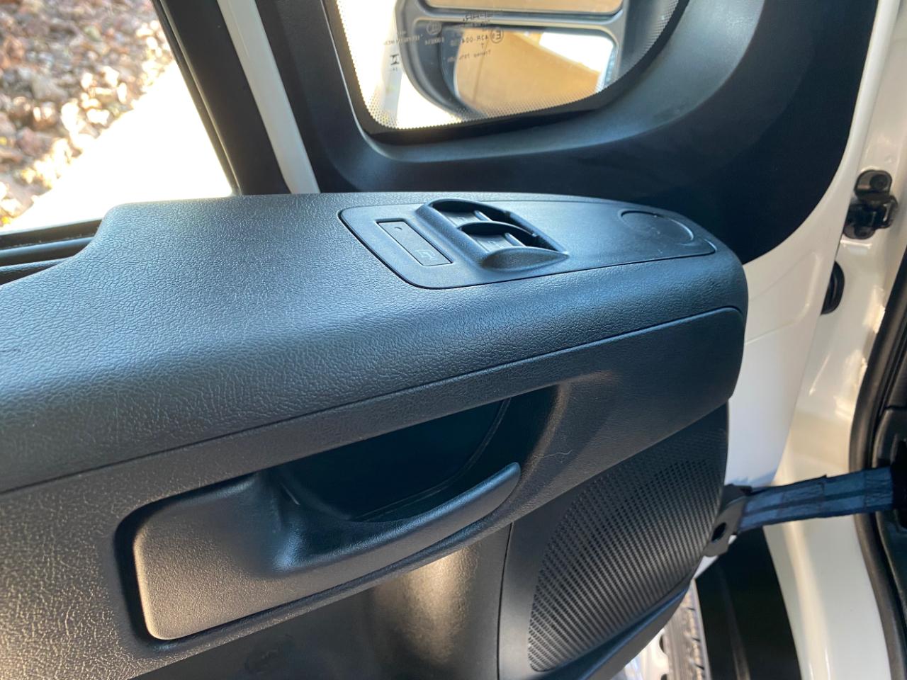 RAM ProMaster Cargo Van Tradesman 2500 Low Roof 136" WB w/Pass Seat 2025