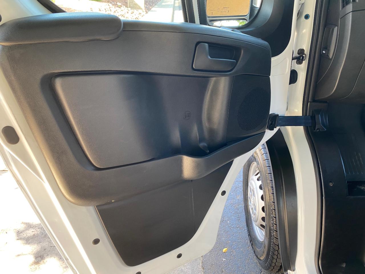 RAM ProMaster Cargo Van Tradesman 2500 Low Roof 136" WB w/Pass Seat 2025