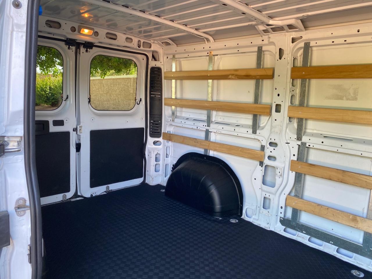 RAM ProMaster Cargo Van Tradesman 2500 Low Roof 136" WB w/Pass Seat 2025