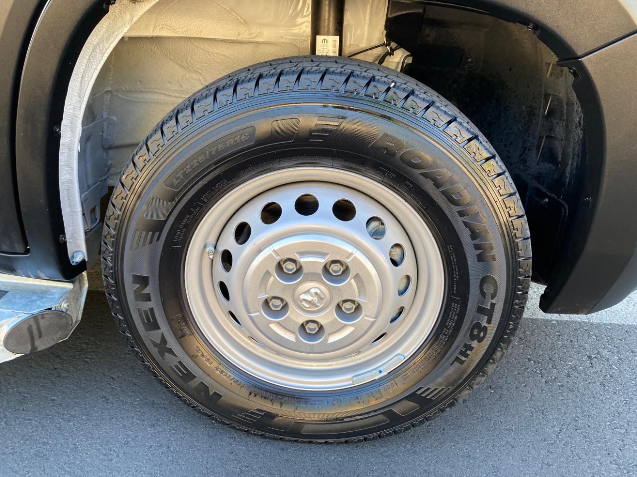 RAM ProMaster Cargo Van Tradesman 2500 Low Roof 136" WB w/Pass Seat 2025