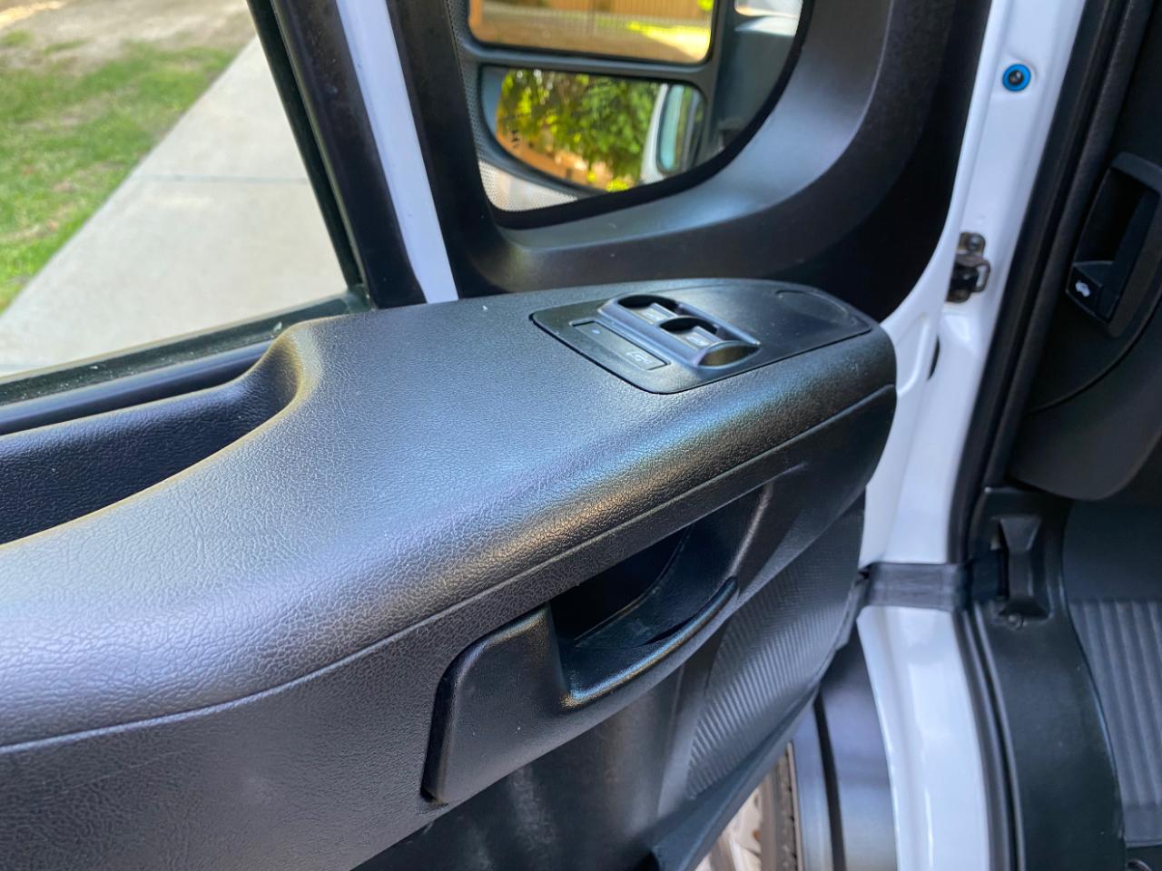 RAM ProMaster Cargo Van Tradesman 2500 Low Roof 136" WB w/Pass Seat 2025