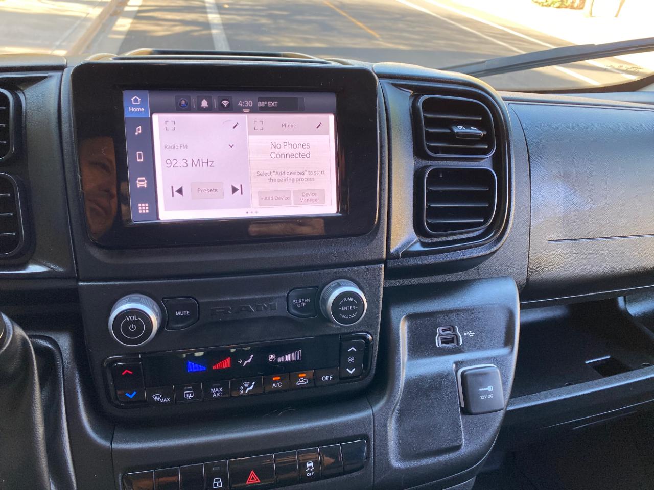 RAM ProMaster Cargo Van Tradesman 2500 Low Roof 136" WB w/Pass Seat 2025