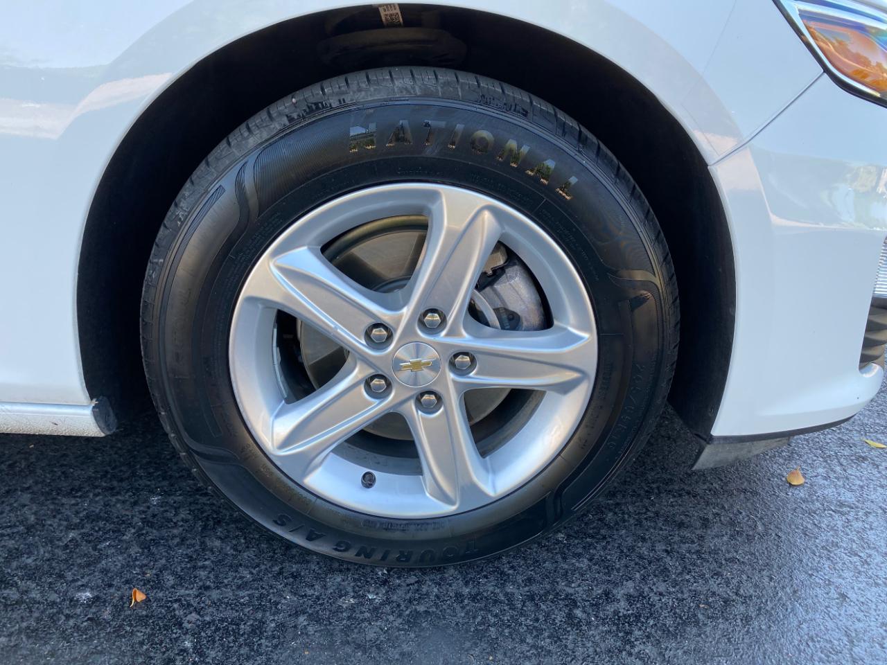 Chevrolet Malibu 4dr Sdn LS w/1LS 2024
