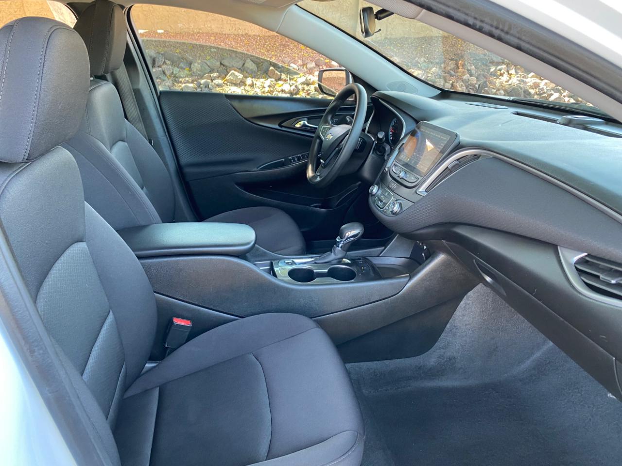 Chevrolet Malibu 4dr Sdn LS w/1LS 2024