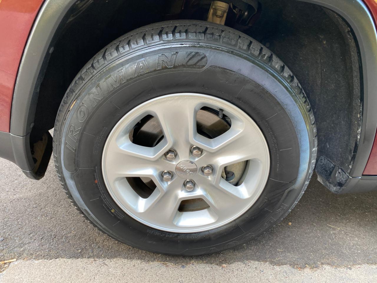 Jeep Grand Cherokee RWD 4dr Laredo 2016