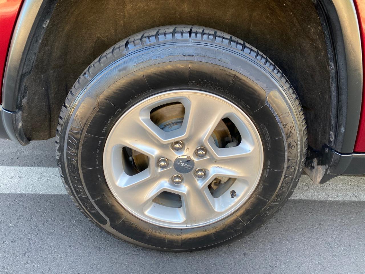 Jeep Grand Cherokee RWD 4dr Laredo 2016