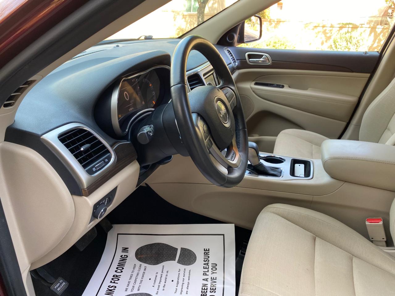 Jeep Grand Cherokee RWD 4dr Laredo 2016